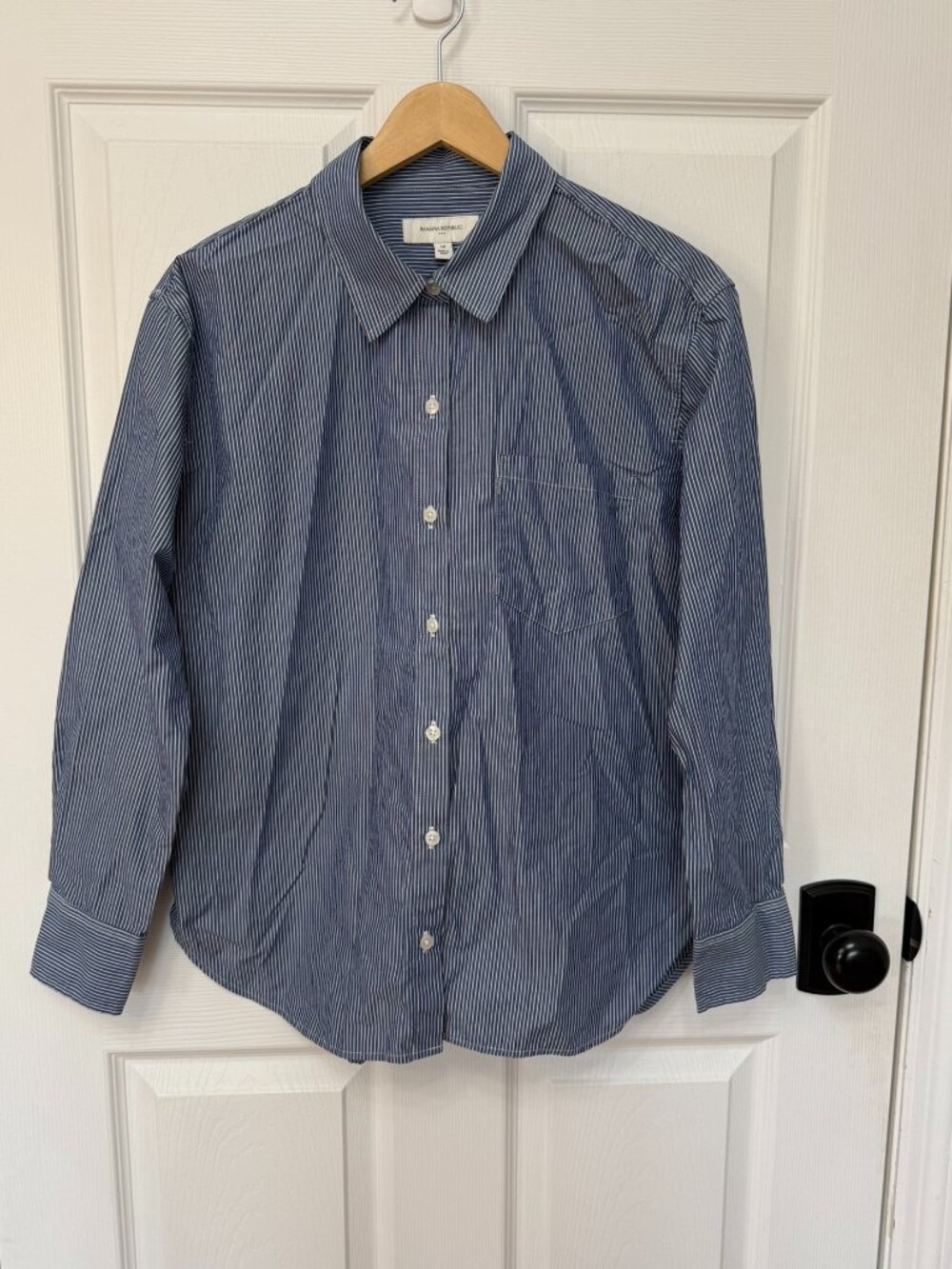 Banana Republic Factory Blue White Striped Poplin Button Down Shirt Size M - Picture 2 of 7